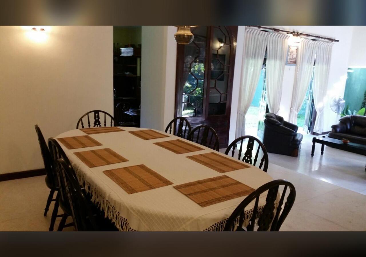 Airport Gateway Residence Negombo Extérieur photo