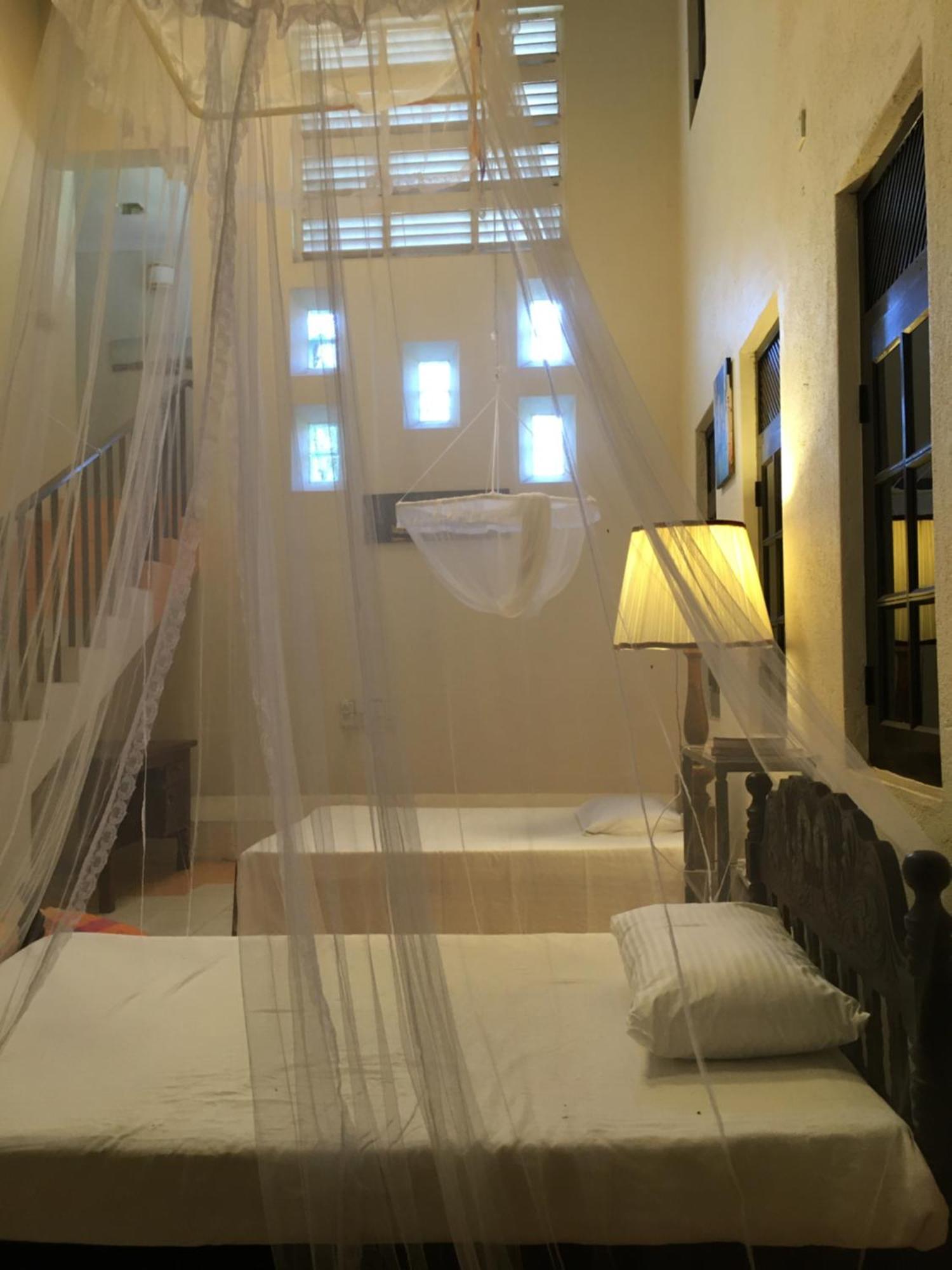 Airport Gateway Residence Negombo Extérieur photo