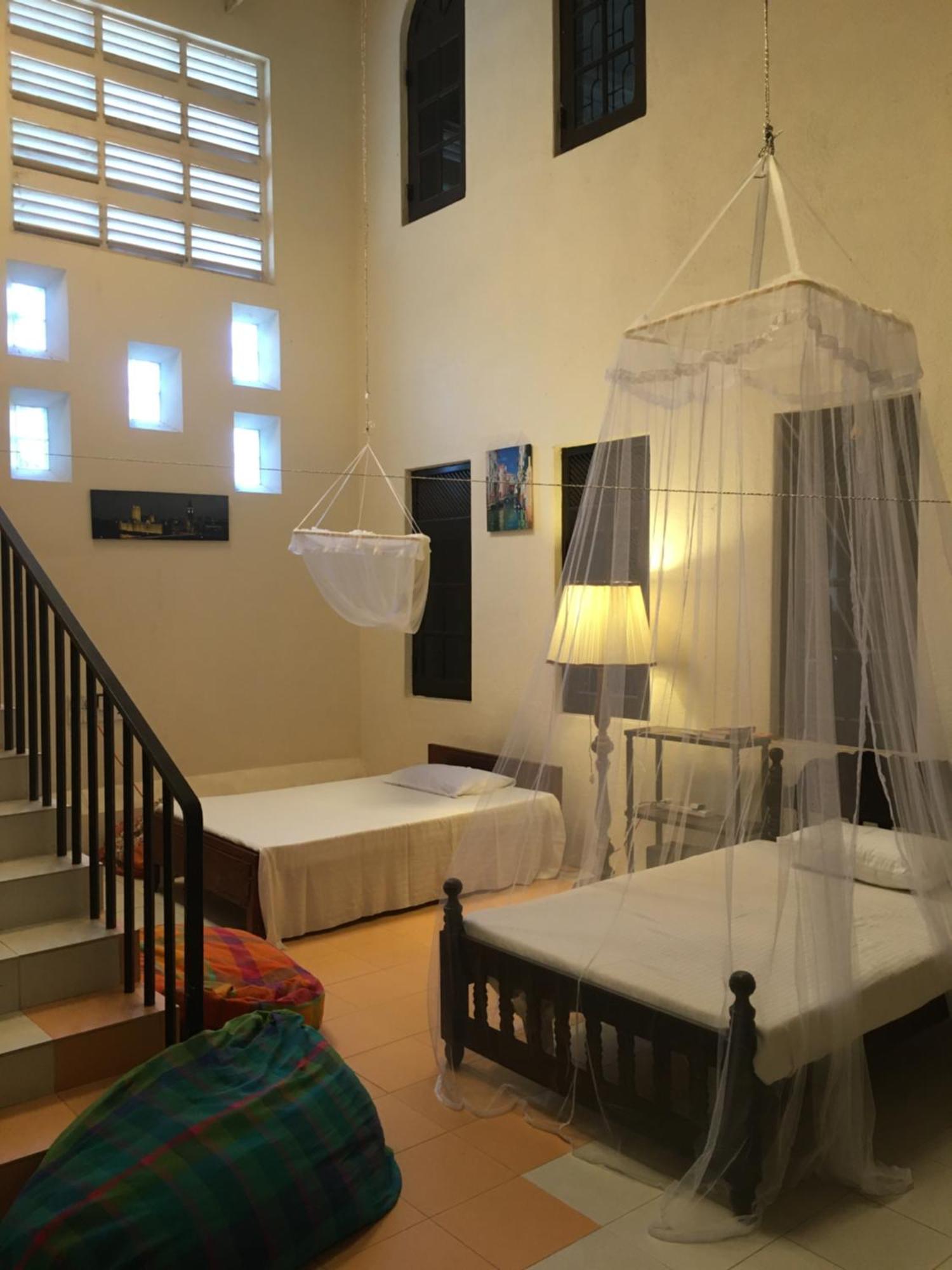 Airport Gateway Residence Negombo Extérieur photo