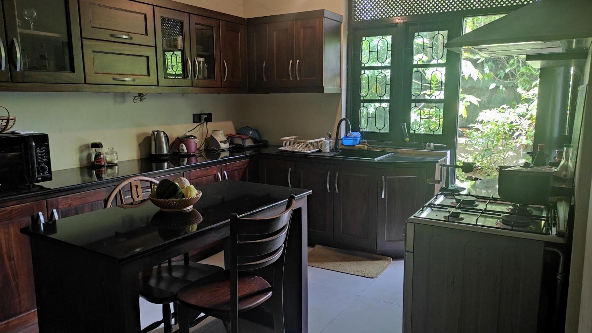 Airport Gateway Residence Negombo Extérieur photo